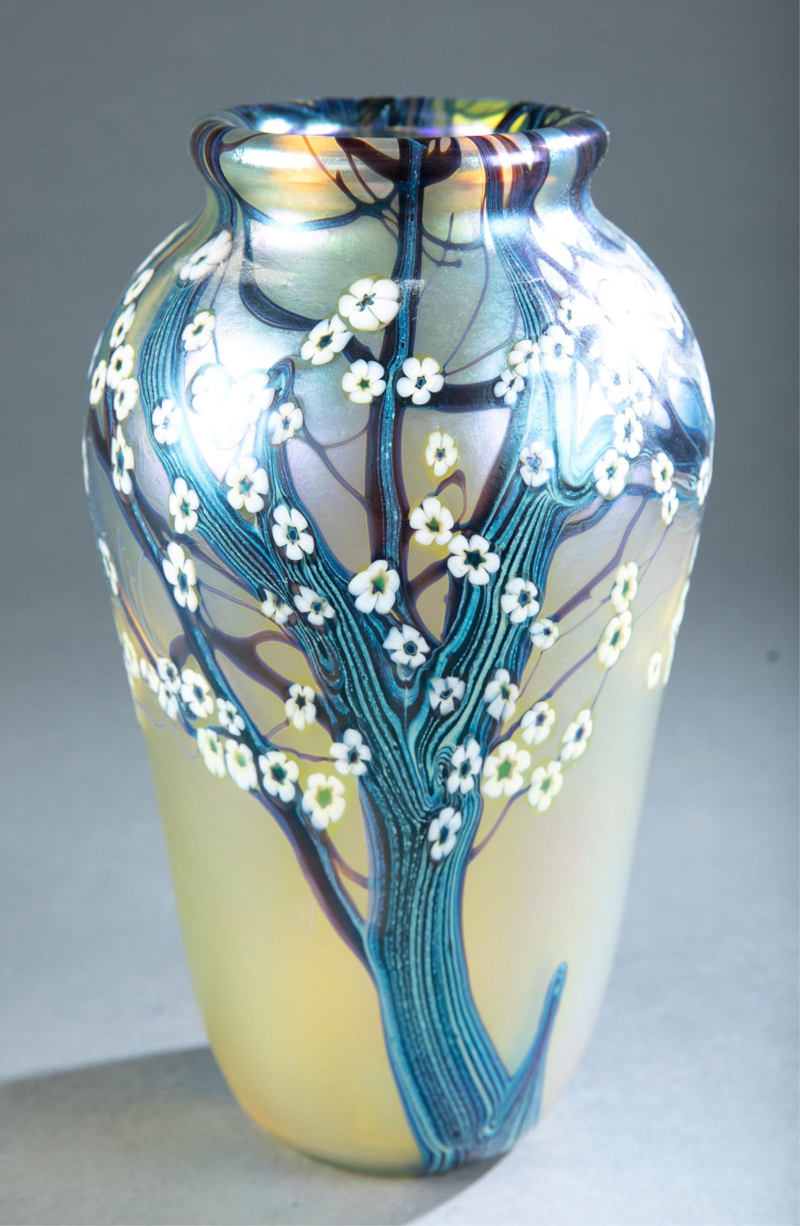 Orient & Flume Hawthorne glass vase.: An Orient & Flume Hawthorne millefiori and iridescent glass vase. Signed and dated 1989. 11" x 7"