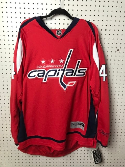 Washington Capitals Autographed Jersey (1 of 4)
