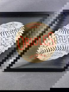 Autographed Baltimore Orioles Souvenir: .