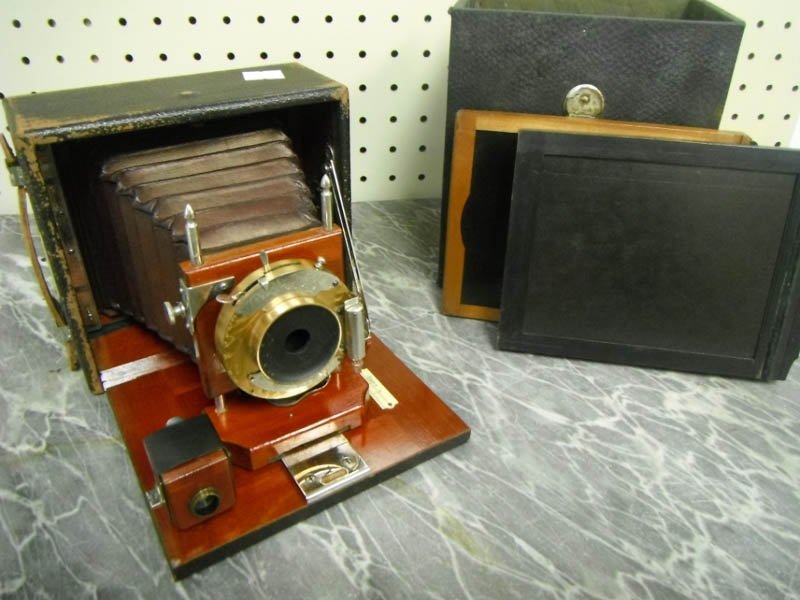 Large format plate bellows camera.: Made by TBI Gundlach.