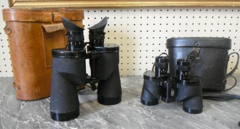 Pair of WWII binoculars, 1 US Navy Issue.: Includes 1 6x30 U.S. Navy BU. Ships Mark 33 Mod. 0 1943 Universal Camera Corp. New York, U.S.A. Other binoculars are Westinghouse 7x50 and marked "Binocular M15 Stock No.7578143" with coated optics wi