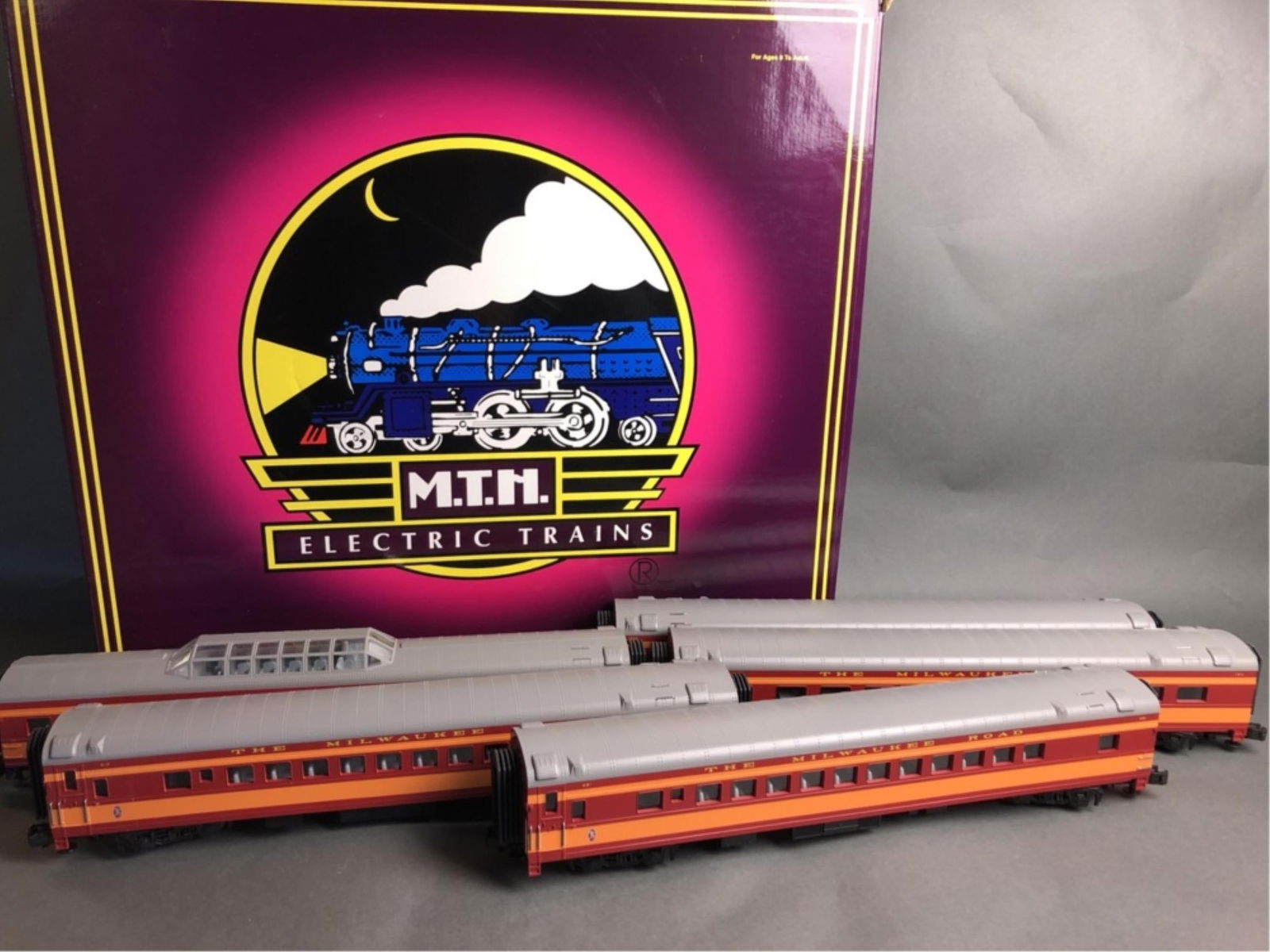 MTH - Milwaukee Road passenger cars (1 of 20)
