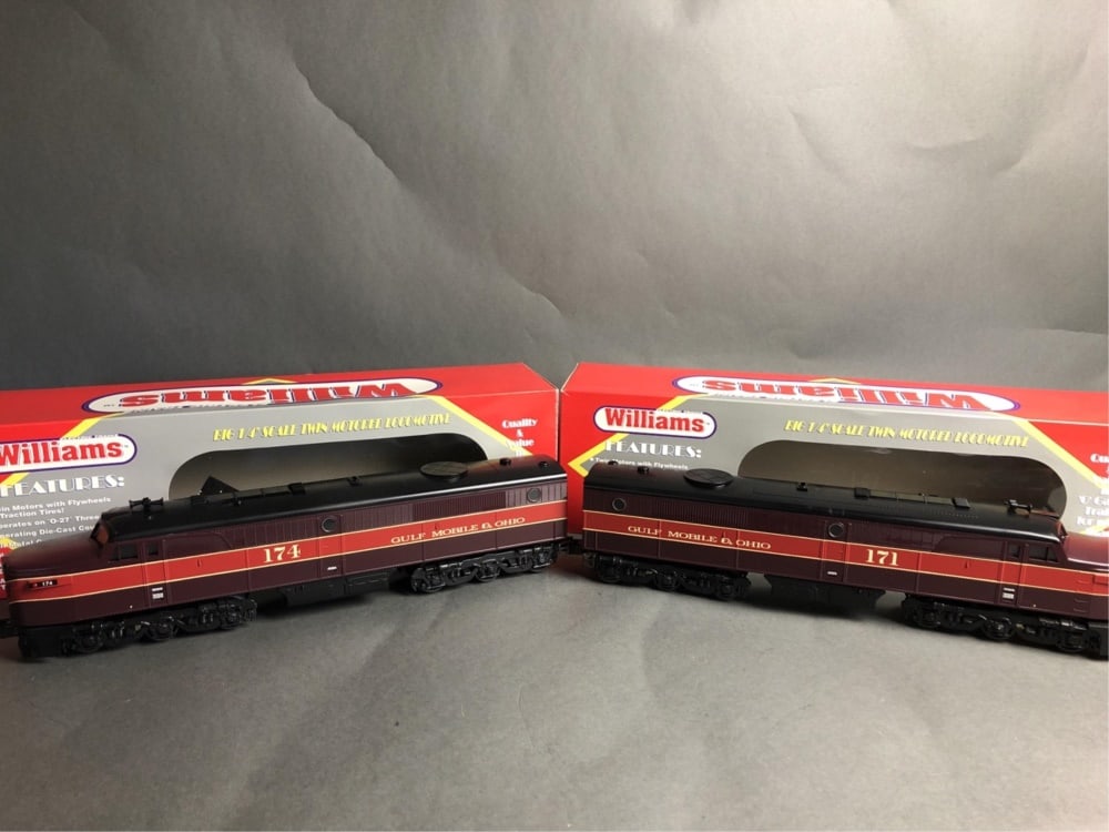 WILLIAMS - GM&O PA-210 Alco diesel: WILLIAMS - GM&O PA-210 Alco diesel Not tested. O Gauge PA-210 R7 33.5W 2.5D 3.75H All Train and Train accessories in this