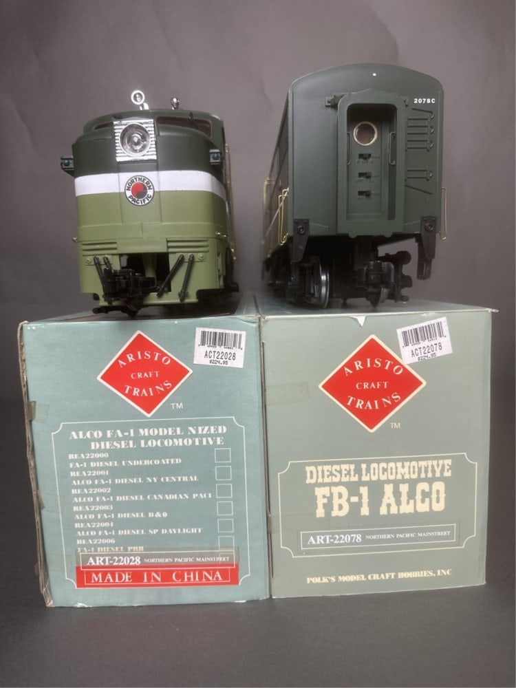 Aristo Craft - diesel locomotive Alco FA/B-1 - nor (1 of 19)