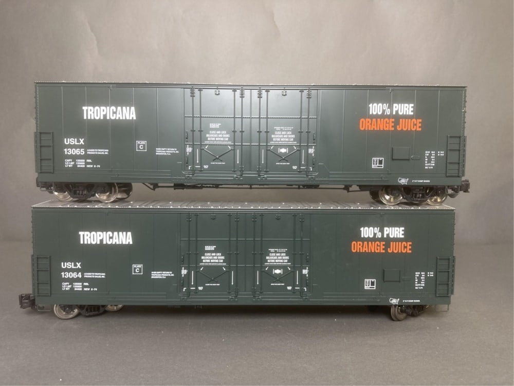 Aristo Craft 53' Evan's boxcars (2 total) - Tropic (1 of 16)
