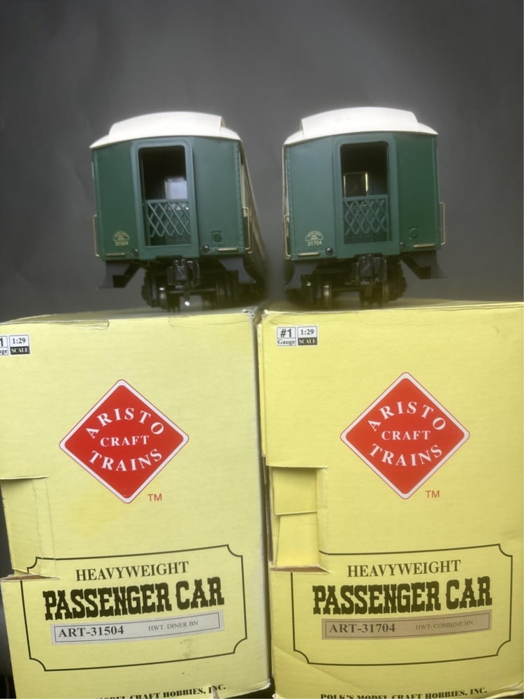 Aristo craft heavyweight diner and combine cars (2 (1 of 20)