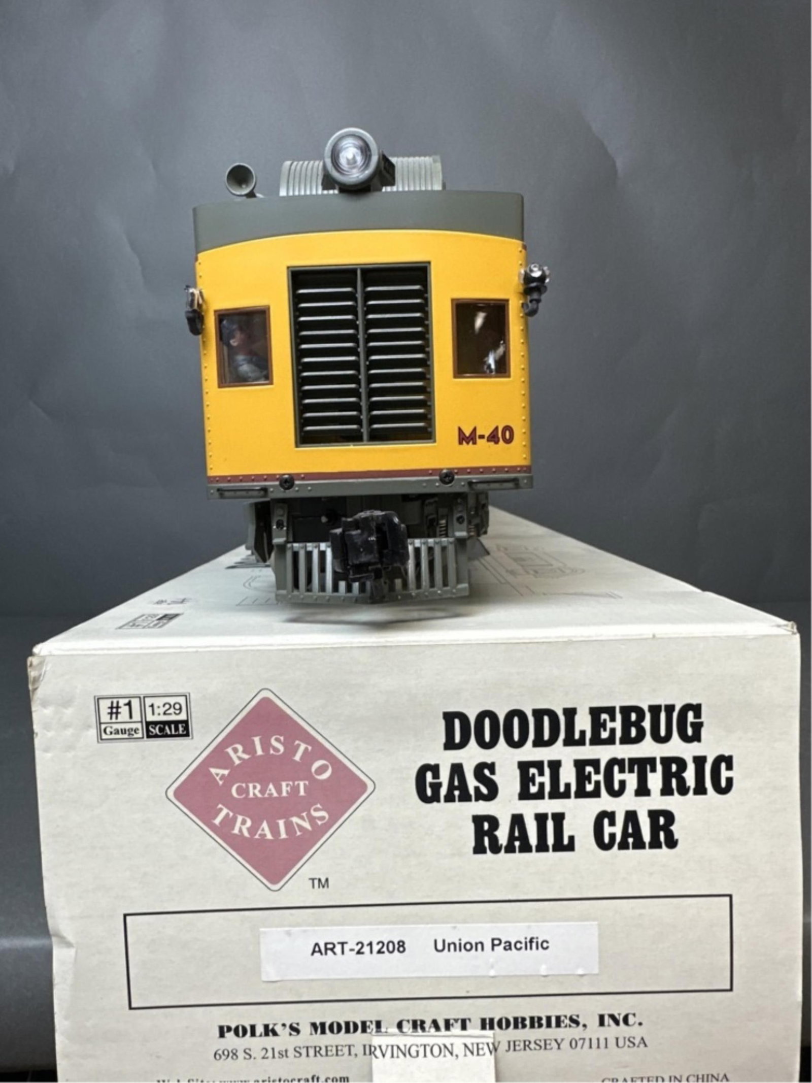 Aristo craft doodlebug gas electric rail car - Uni (1 of 14)
