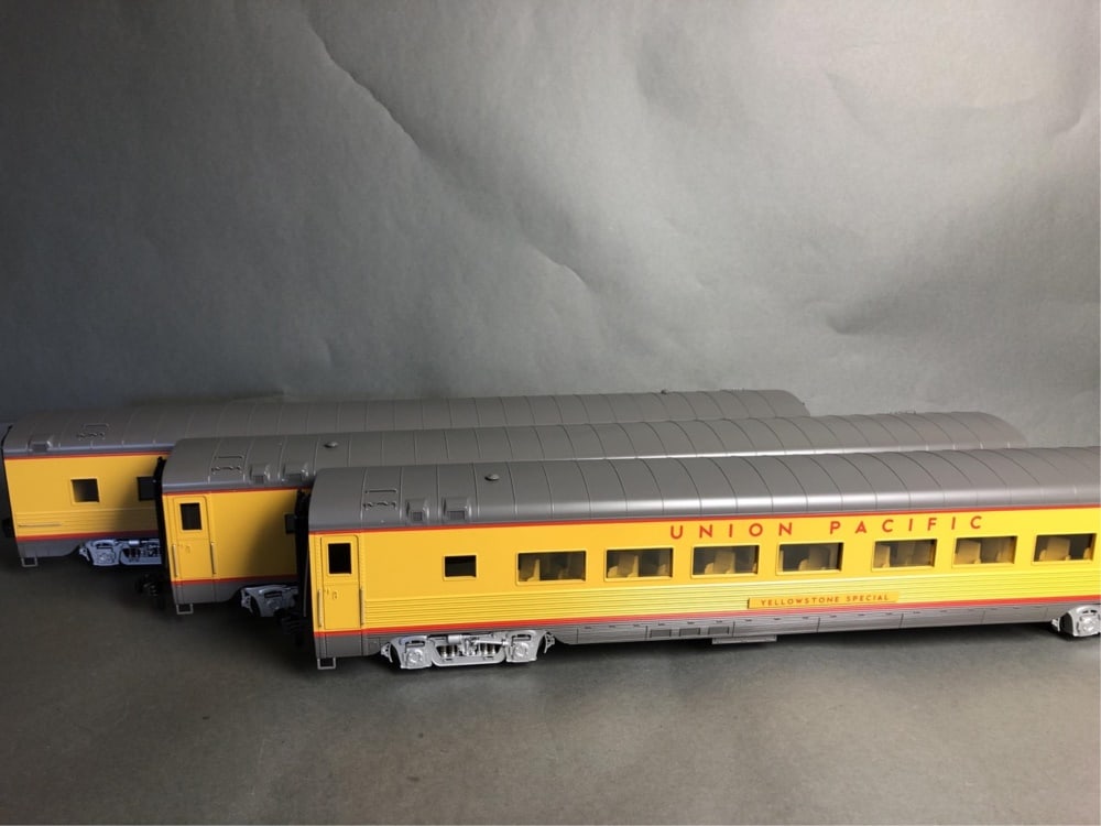 RAIL KING - UP One Gauge passenger cars (1 of 20)