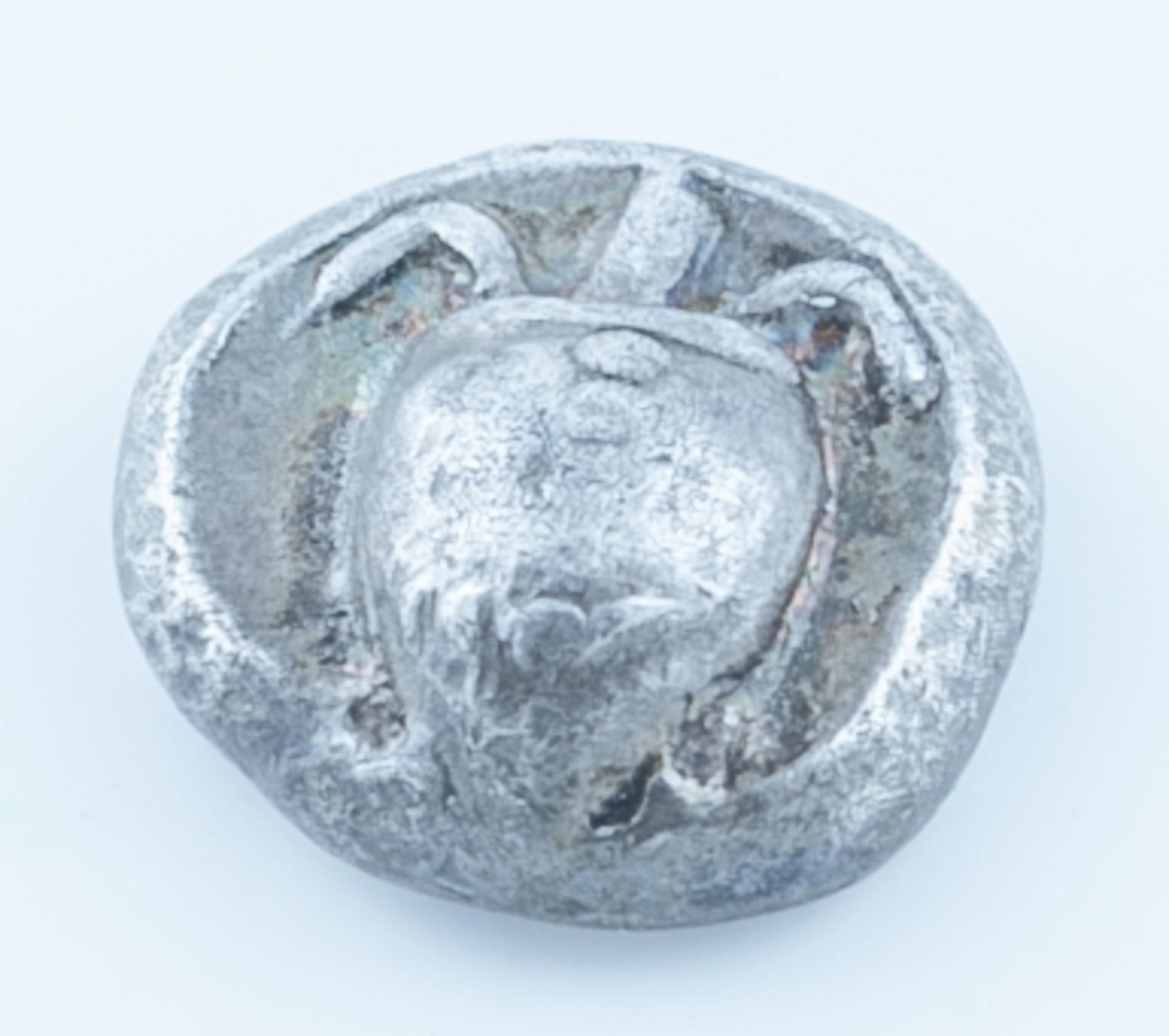 Aegina, Saronic Islands AR stater F: An Aegina, Saronic Islands Greece Greek Turtle silver stater HGC 6 433 (S). Circa 525-475 BCE. Obverse: Sea Tortoise with six dots. Reverse: Reverse mill sail pattern incuse square. 2.9 gramsCondition