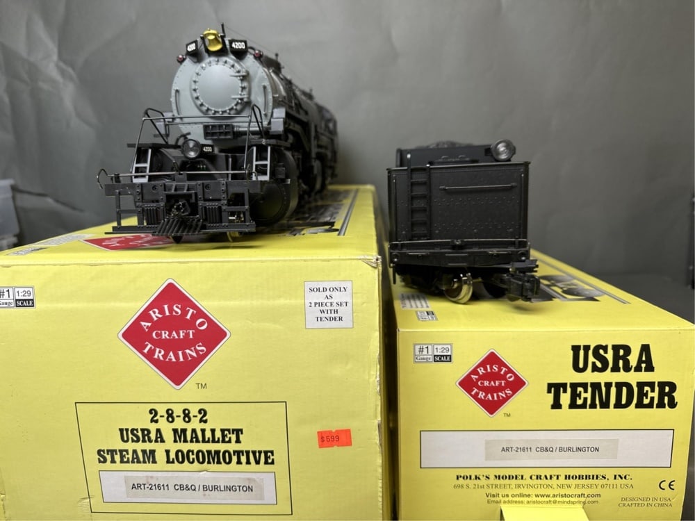 Aristo craft 2-8-8-2 USRA Mallet Steam locomotive (1 of 19)