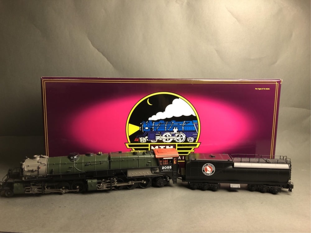 MTH O-scale R-2 2-8-8-2 steam engine - Great North (1 of 19)