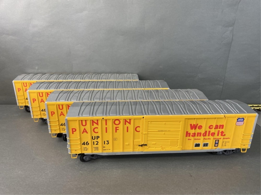 LGB trains G-scale steel box cars - Union Pacific (1 of 16)
