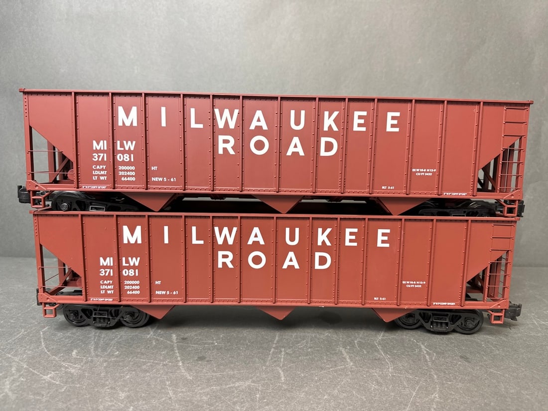 Aristo Craft G-scale 100 Ton Coal hopper cars (3 total) - Milwaukee Road / MILW - ART 41432 Cars do (1 of 13)