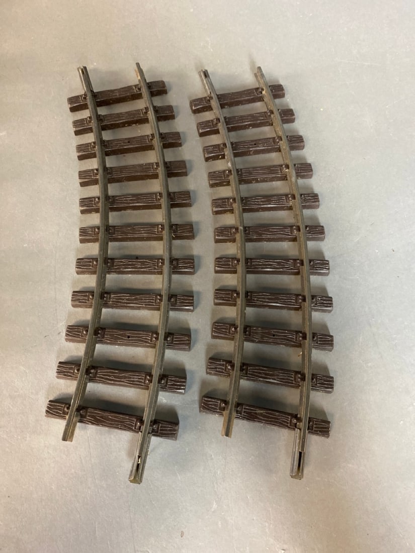 LGB G-scale tracks and switch  G Scale - 18 curved segments N1100 R 600 mm, one manual switch N1605- (1 of 5)