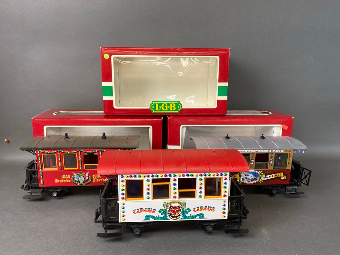 LGB trains G-scale mismatch cars - Coat of Arms Car 150 Years German Railway Art, Christmas Dining (1 of 13)