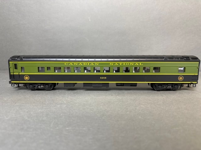 Mikes Train House O-scale Canadian National - 5-Car 70Õ ABS Passenger Set (Smooth) and 70Õ ABS (1 of 20)