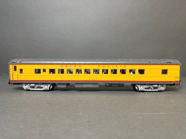 Mikes Train House O-scale Union Pacific - 70Õ Coach Car (Smooth), Premier 70Õ Passenger Cars: Mikes Train House O-scale Union Pacific - 70Õ Coach Car (Smooth), Premier 70Õ Passenger Cars (Coach/Sleeper) and Premier 70Õ Streamlined RPO Passenger Car (smooth) - 20-3229B, 20-6553 and 20-6853 N