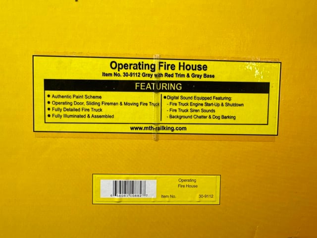 Mikes Train House/ Railking - Operating Fire House (gray with red trim) - 30-9112 Comes with (1 of 13)