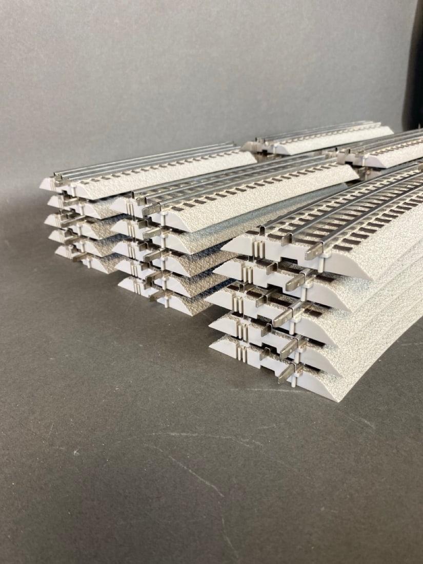 Lionel FastTrack 30 0-84 full curve , used (1 of 7)