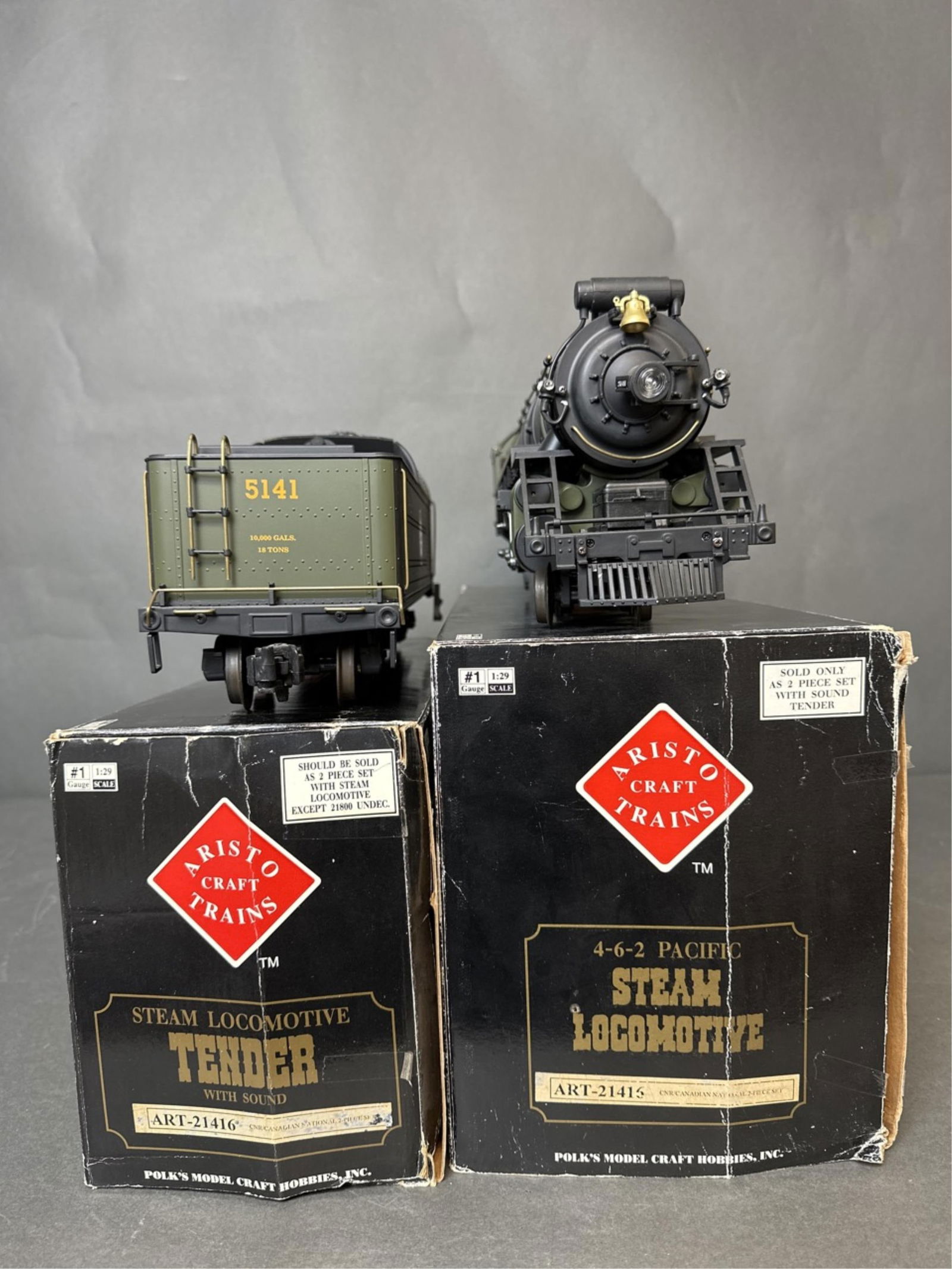 Aristo craft 4-6-2 Pacific Steam Locomotive and te: Locomotive (measured) tested runs F/B, both come with original boxes, car number is 5141; see pics for imperfections -Location: T3