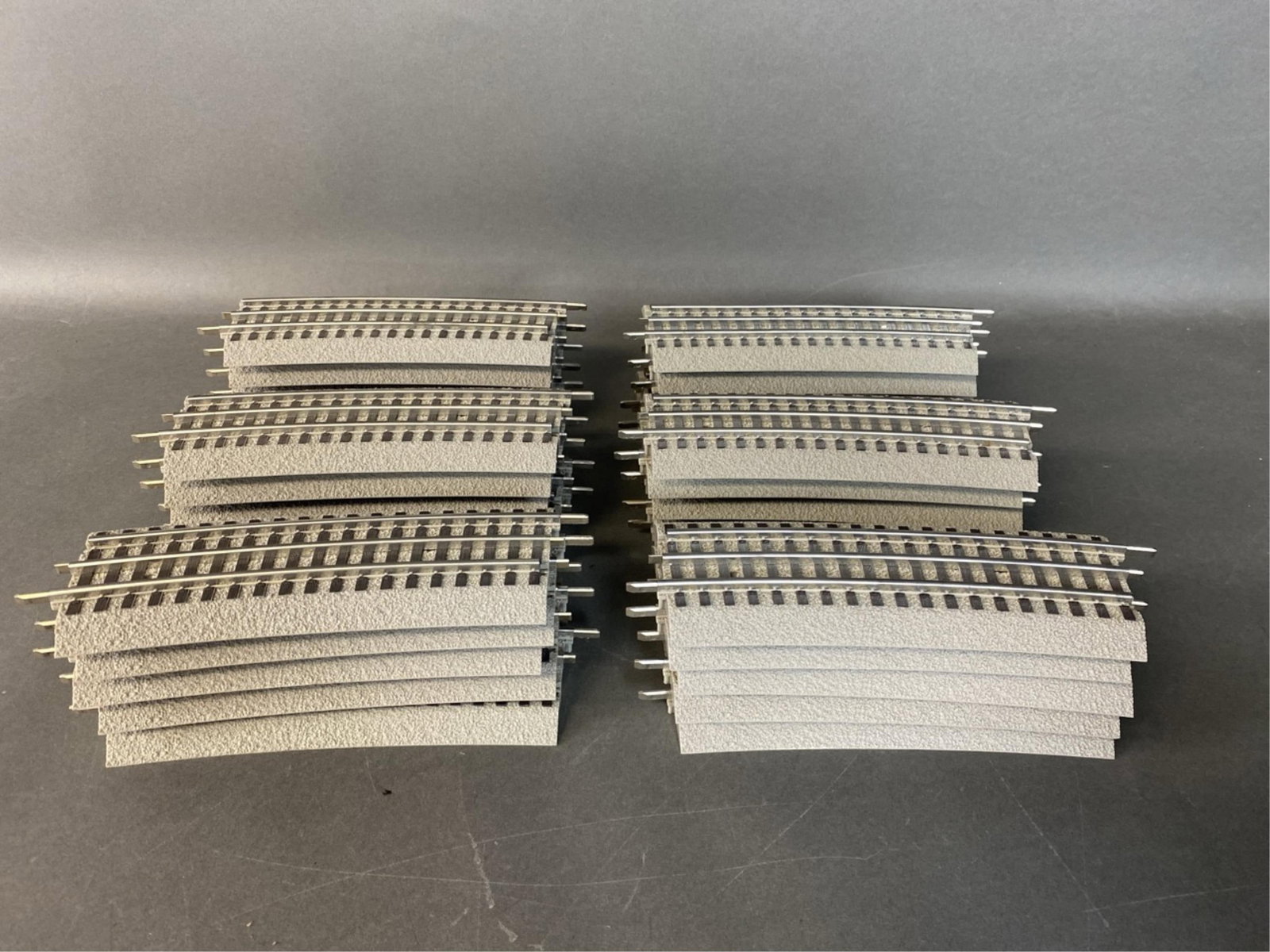 Lionel O-scale FastTrack 0-84 Full Curve (1 of 7)