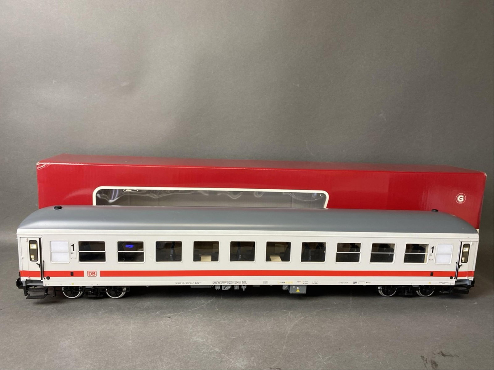 LGB G-scale DB 1st Class Aimz Passenger car - 3431 (1 of 15)