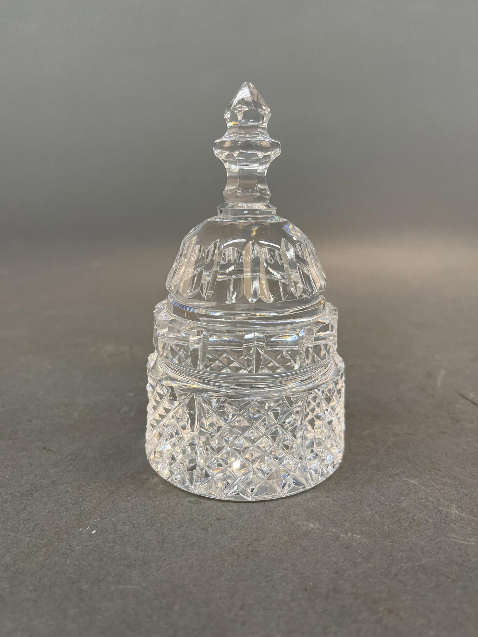Waterford U.S. Capital dome paperweight: A Waterford U.S. Capital dome paperweight. Acid marked on bottom. 5 1/4 x 2 3/4". Provenance: From the estate of U.S.M.C. Four Star General Alfred M. Gray Jr (American, 1928-2024). General Gray was th