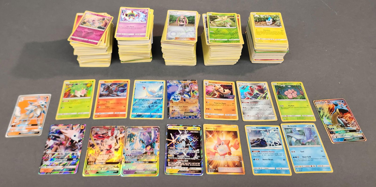 2017-2018 Pokemon cards (1 of 4)