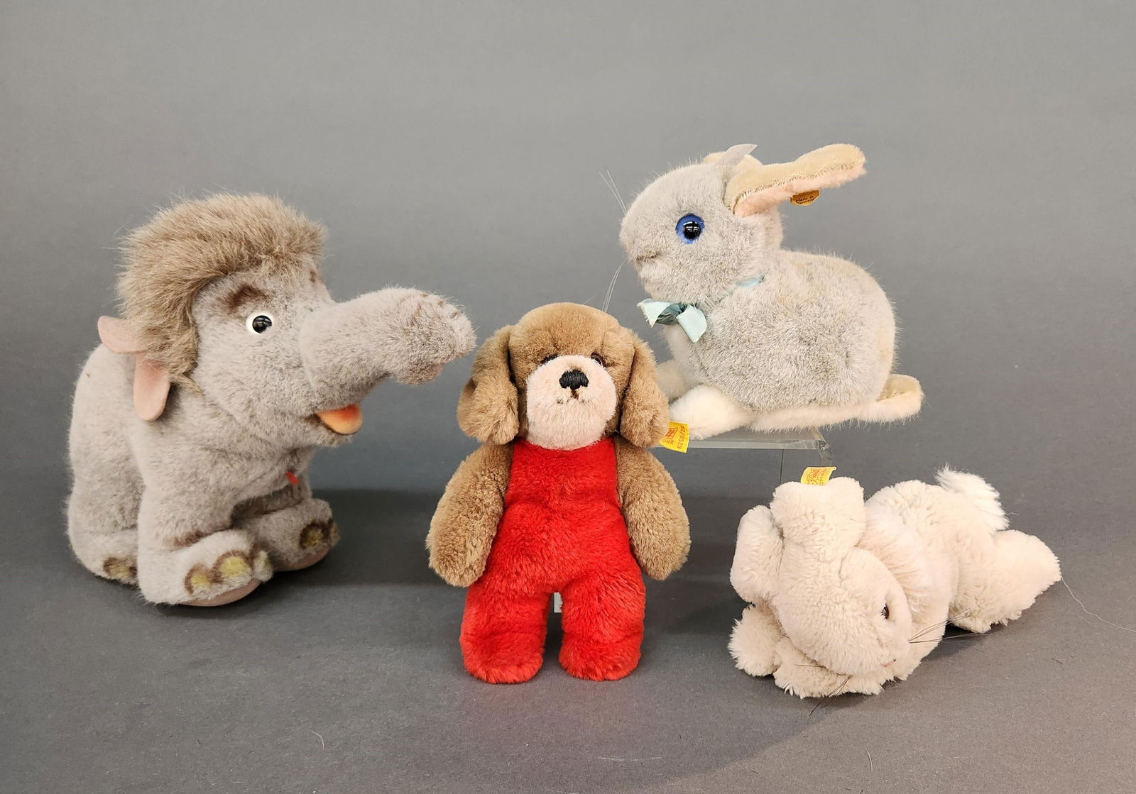 4 Vintage Steiff stuffed animals (1 of 6)