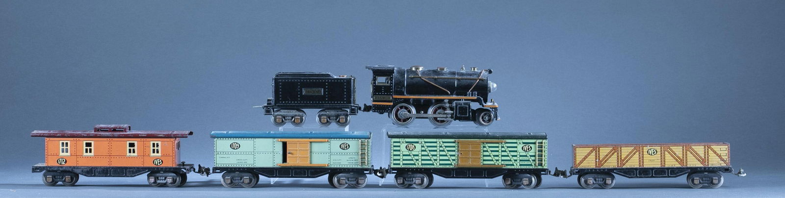 Prewar Ives O Gauge Freight Set No. 1615 (1 of 9)