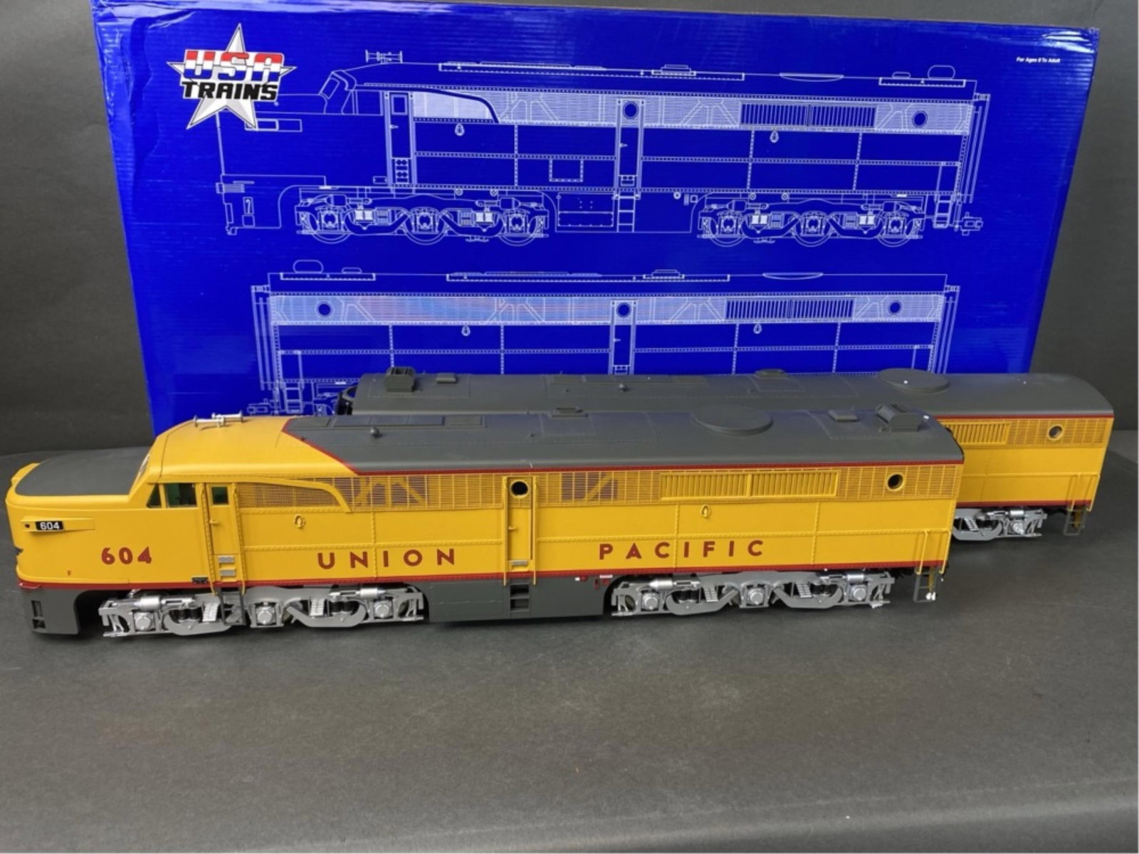 USA Trains UP Alco PA/PB engine in box (1 of 20)