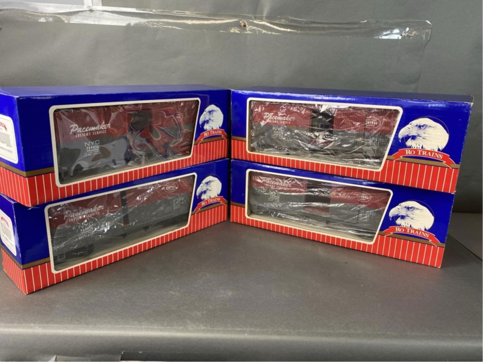 4 RO Trains #R1933 Pacemaker freight cars in box (1 of 15)