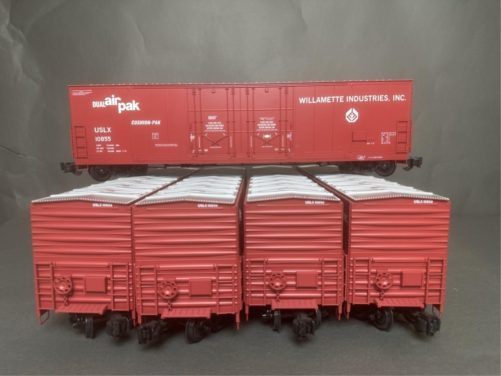 5 Aristo Craft G Scale No. 50095 boxcars (1 of 20)