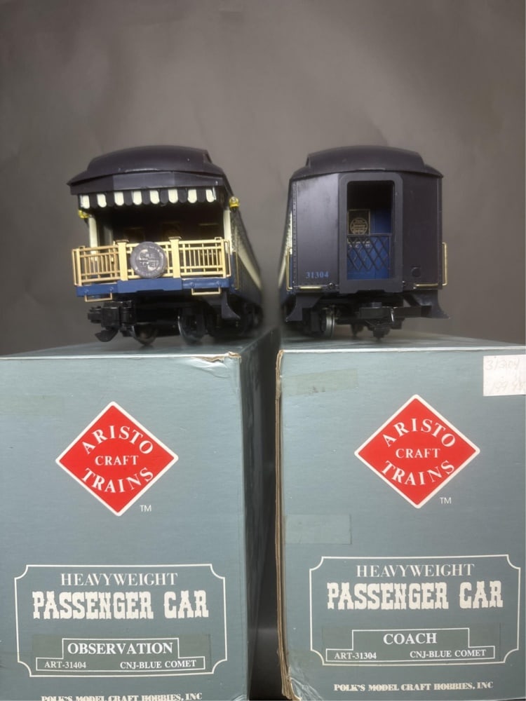 2 Aristo Craft G Scale Blue Comet cars in box (1 of 20)