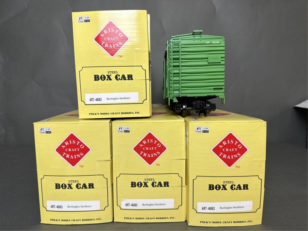 4 Cristo Craft G Scale No. 4606 BN boxcars in box (1 of 20)