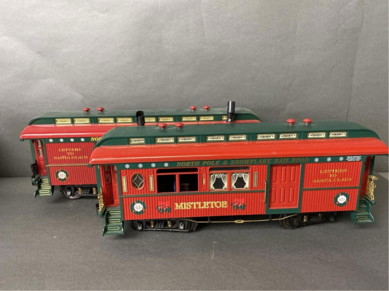 Aristo-Craft train Christmas car (1 of 20)