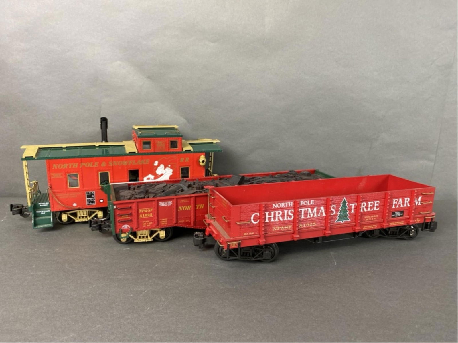 Aristo craft train Christmas steel long caboose an (1 of 16)