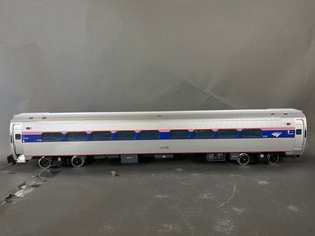 LGB Trains G-scale Amfleet Coach car Phase V - Amt (1 of 12)