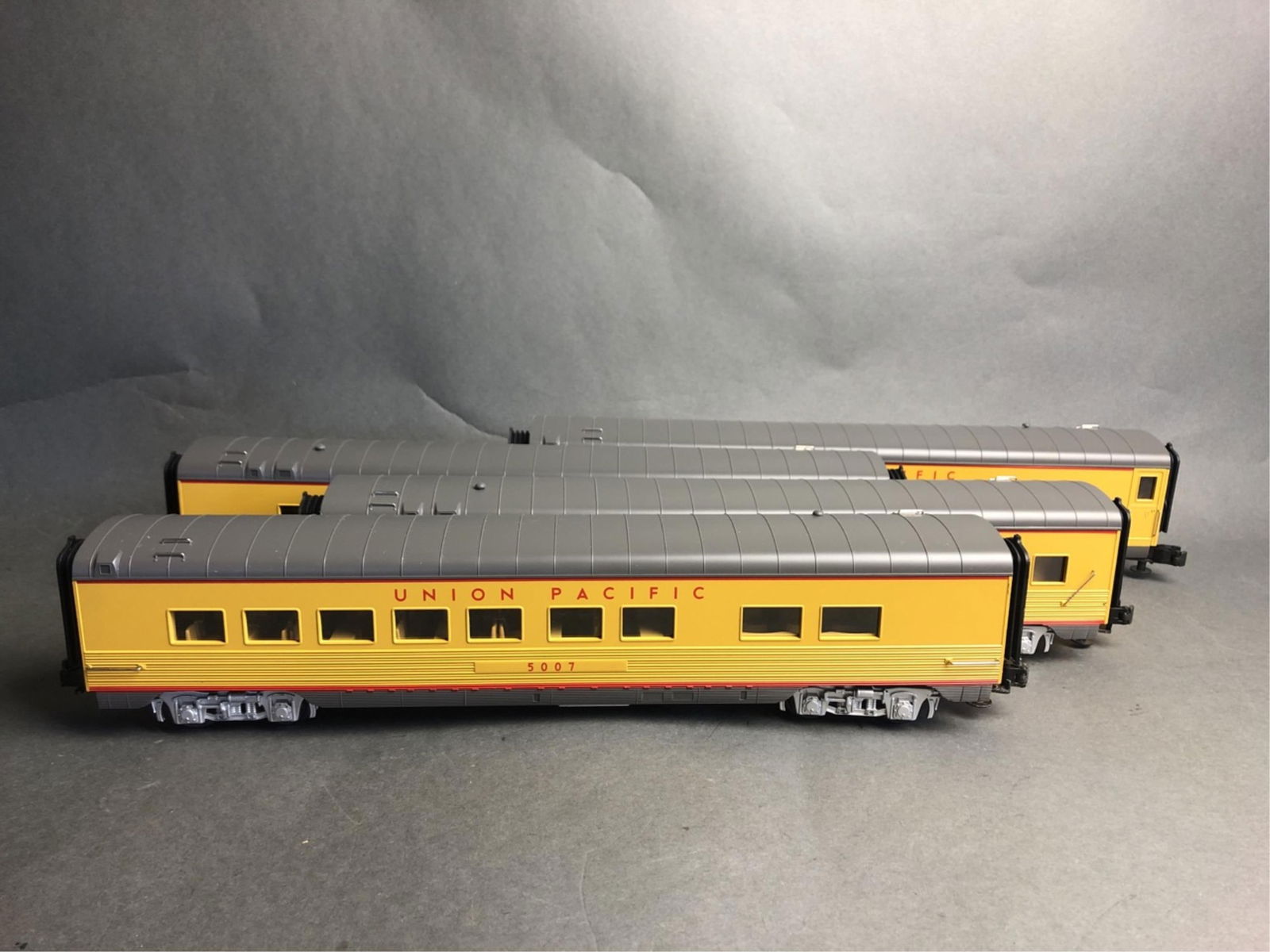Rail King/MTH O-scale 60 4car streamlined sleepe (1 of 20)