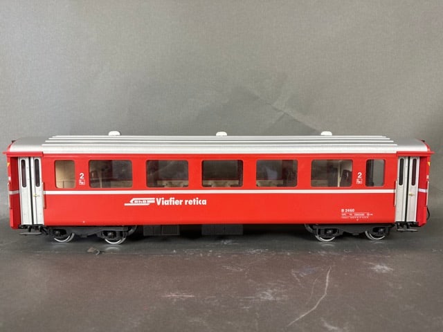 LGB G-scale RhB personenwagen - 36675: Car # 2460; does not come with a box; view photos for any details and imperfections