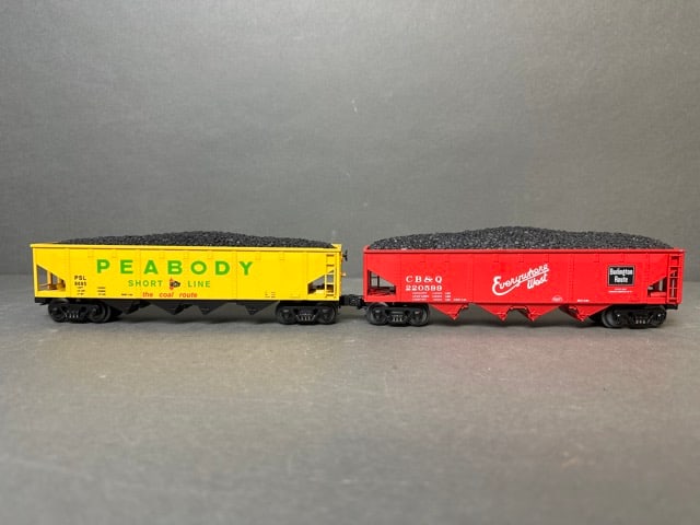 MTH/ Rail King O-scale Hopper Cars with Coal Loads (1 of 14)