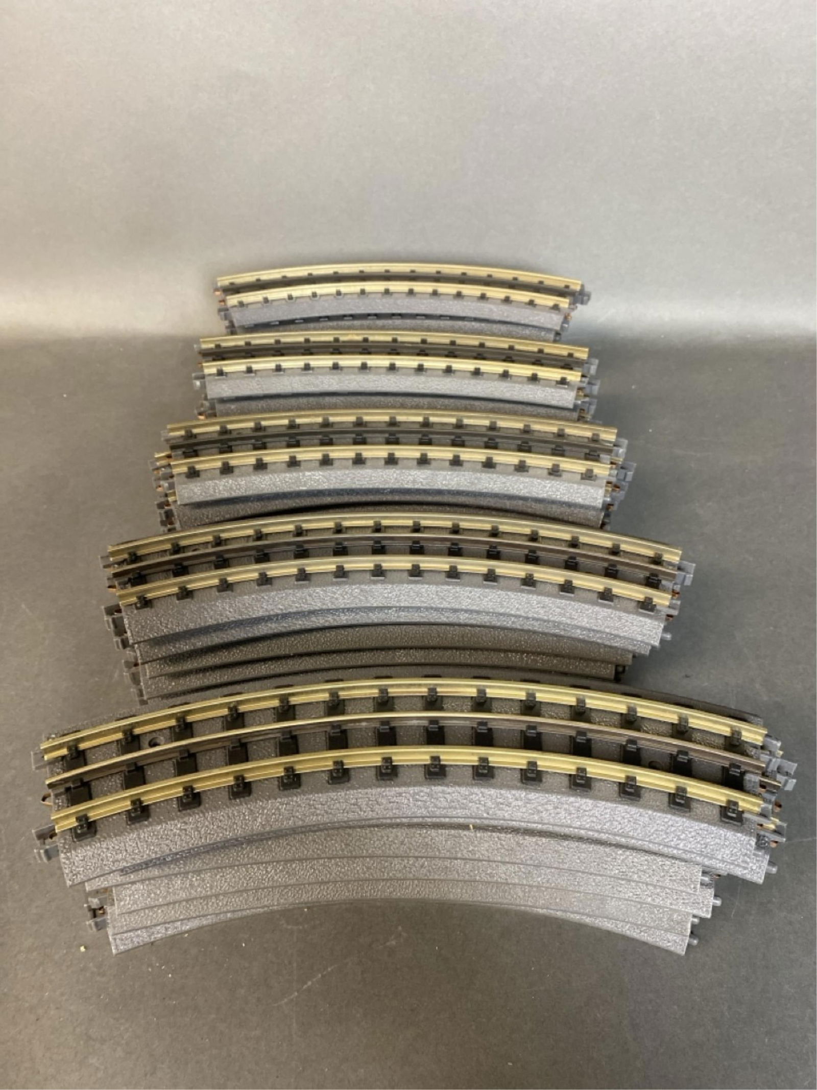 MTH O-scale RealTrax (1 of 8)