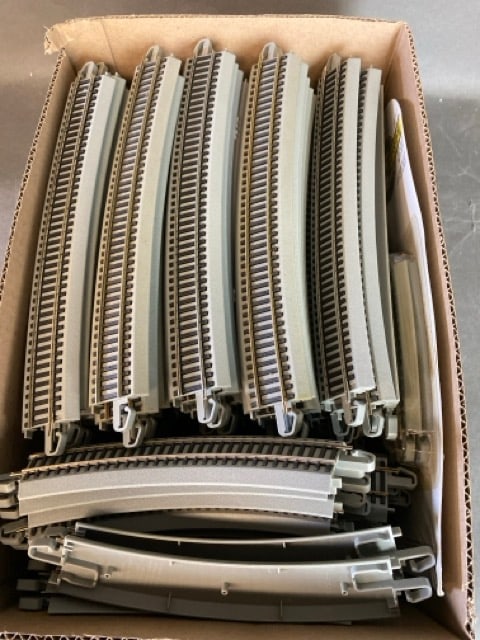 Bachmann E-Z track system (1 of 5)