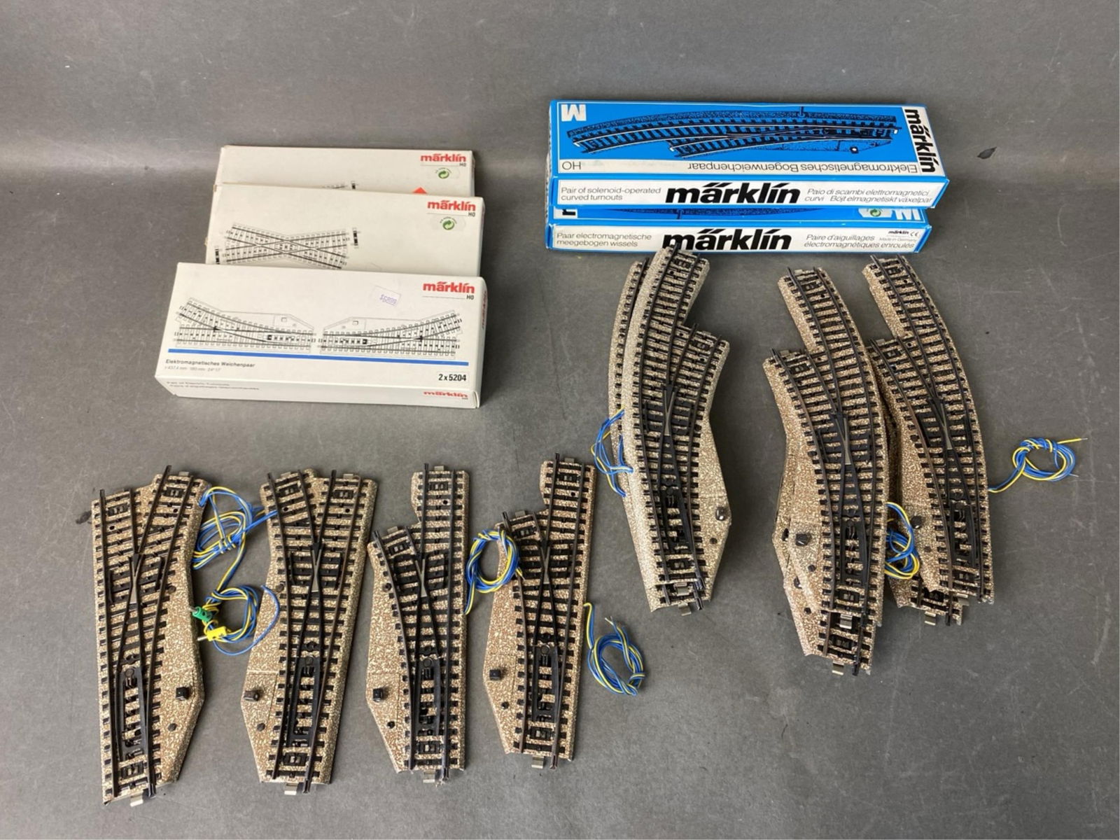 Marklin HO metal track (1 of 18)