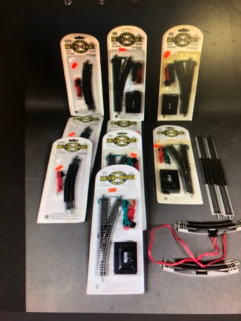 Bachmann N Scale Wired E-Z Tracks (1 of 1)