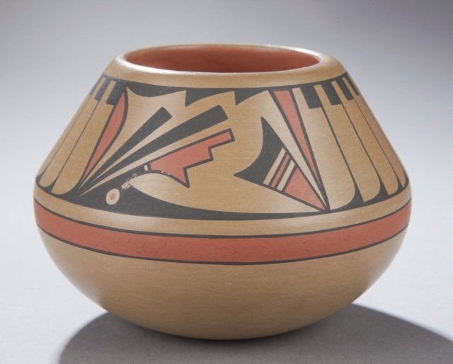 Cavan Gonzales San Ildefonso jar.: A Cavan Gonzales San Ildefonso jar. Signed "Cavan Gonzales Eagle Tail". 3 1/2"h x 4 3/4"d.