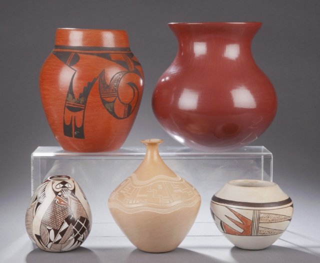 Group of 5 Hopi vessels.: A group of 5 Hopi vessels. Includes a signed Wallace Youvella vase 5 1/2"h x 5"d. An unsigned redware pot, possibly Sadie Adams 6 3/4"h x 5 1/2"d. A Mimbres-style lizard vase by Sylvia Naha 3 3/4"h x