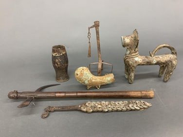 6 Ethnographic utilitarian objects.