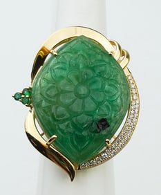 18KYG Carved Emerald & Diamond Ring.