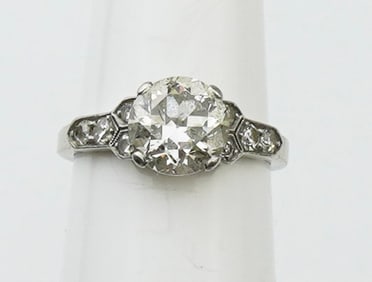 Vintage Platinum Diamond Engagement Ring.